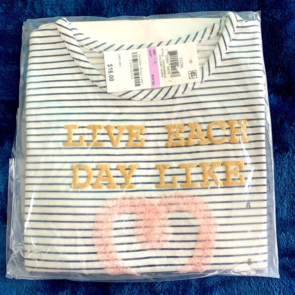 NWT - Little Girls Graphic-Print T-Shirt - Picture 2 of 3